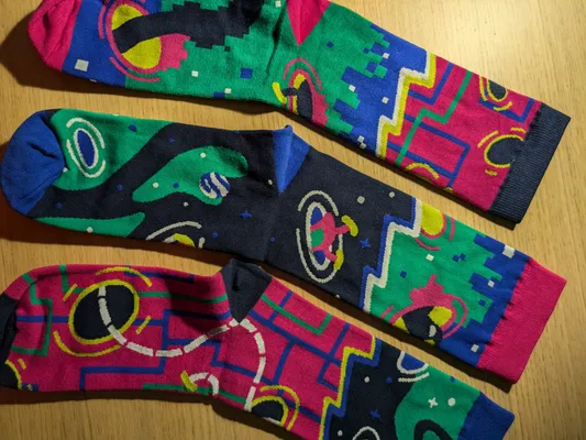 kurzgesagt portal socks 3 pairs because you always lose one
